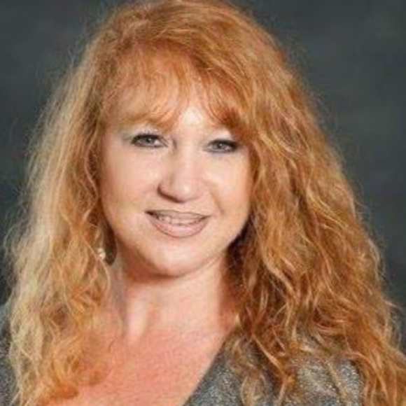 Meet your Posher, Haley - Picture 1 of 1